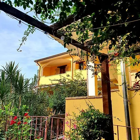 Palmas Anna's Is Procilis Bed & Breakfast 4*