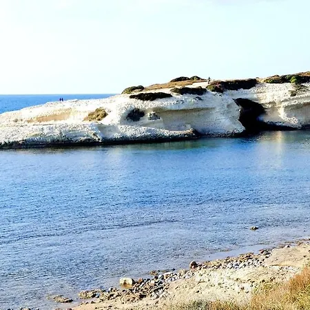 Bed & Breakfast Palmas Anna's Is Procilis Palmas Arborea