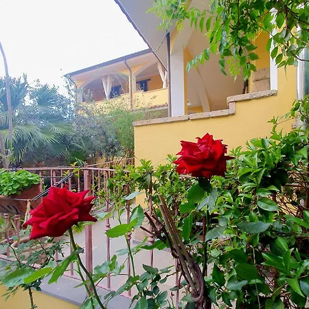 Bed & Breakfast Palmas Anna's Is Procilis 4*