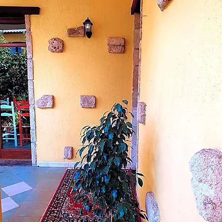 Palmas Anna's Is Procilis Nocleg ze śniadaniem 4*