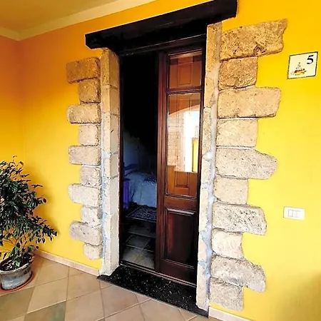 Bed & Breakfast Palmas Anna's Is Procilis 4*