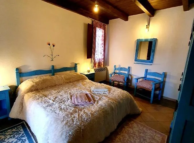 Bed & Breakfast Palmas Anna's Is Procilis Palmas Arborea