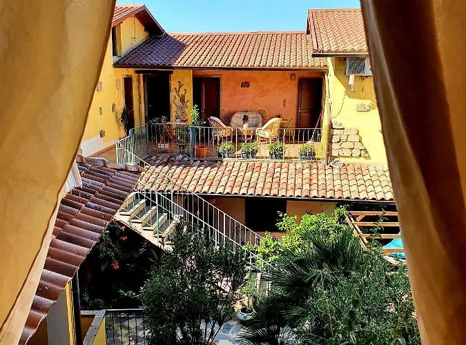 Bed & Breakfast Palmas Anna's Is Procilis 4*