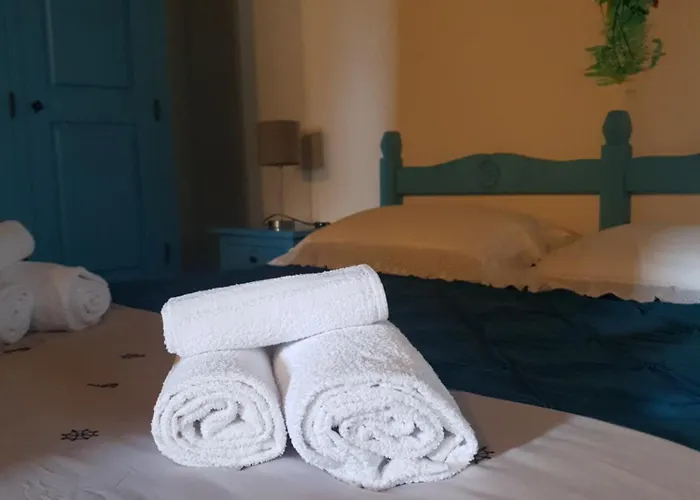 Bed & Breakfast Palmas Anna's Is Procilis Palmas Arborea